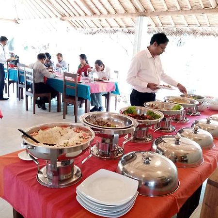 Cocodance Kitesurfing Resort Kalpitiya Bagian luar foto