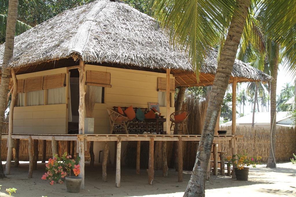 Cocodance Kitesurfing Resort Kalpitiya Bagian luar foto