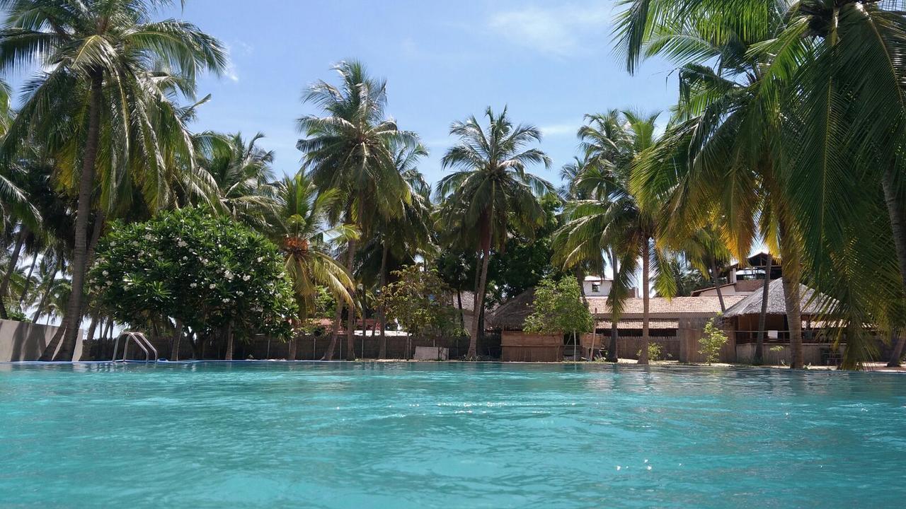 Cocodance Kitesurfing Resort Kalpitiya Bagian luar foto