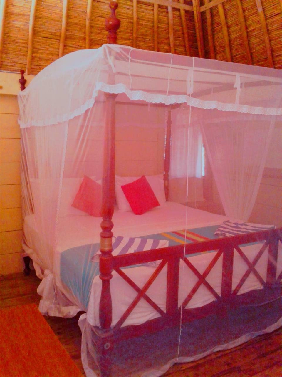 Cocodance Kitesurfing Resort Kalpitiya Bagian luar foto